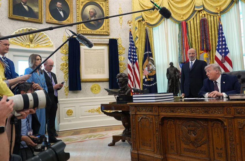  Trump plans to attend Wednesday’s Supreme Court hearing : NPR