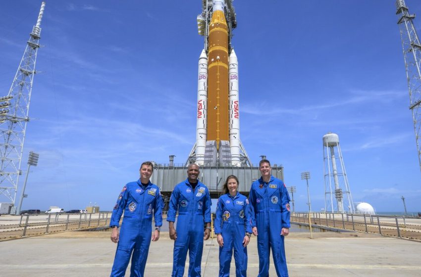  NASA Artemis II astronauts launching to moon today : NPR