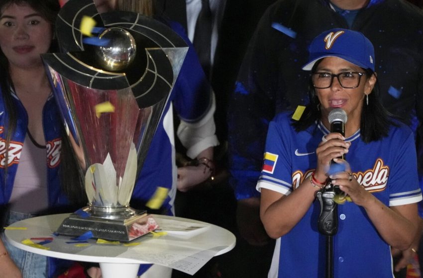  U.S. lifts sanctions on Venezuela’s acting President Delcy Rodríguez : NPR