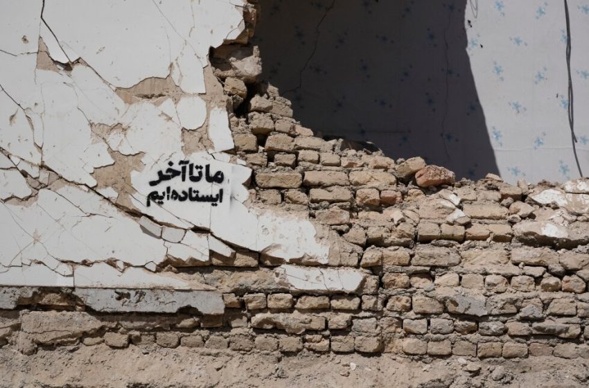  Exiled Iranian activists say authorities back home are detaining their family members