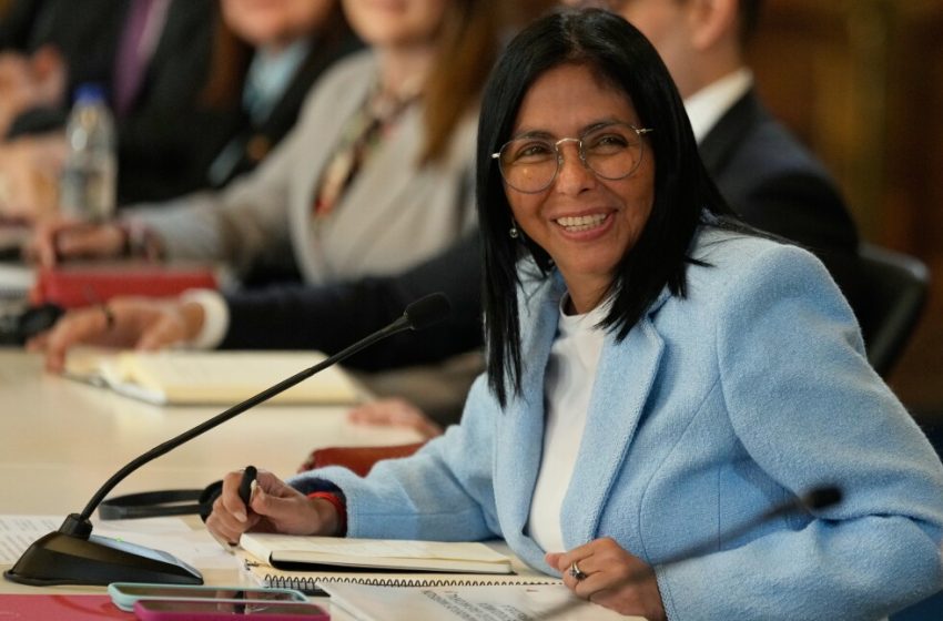  Venezuela’s acting president asks workers for patience and promises May wage increase