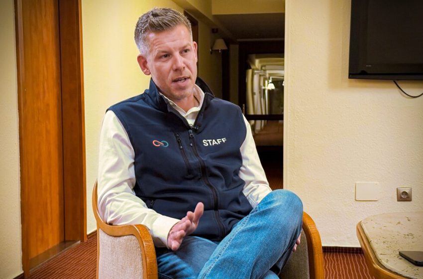  Hungarian opposition leader Péter Magyar calls election a referendum on Hungary’s place in the world