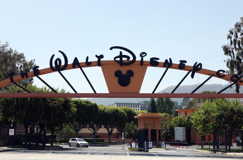  Disney plans extensive round of layoffs in the coming weeks