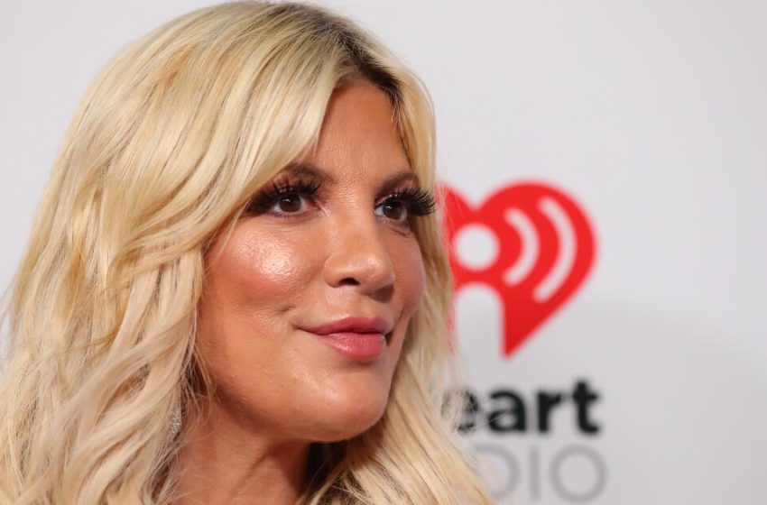  Tori Spelling and four of her children in Temecula car crash