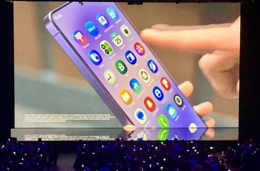  Samsung discontinuing its texting app, tells users to switch to Google Messages
